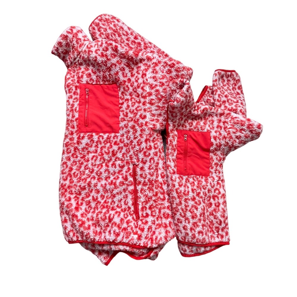 Mommy and Me Cabana By Crown And Ivy Red Cheetah Pullover Fleece Preowned